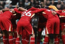 九游体育入口 -转折点！纽卡斯尔队长鼓劲；欧超杯赛前攻防权衡；更衣室稳定；赛程密集仍需轮换的简单介绍