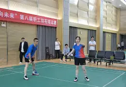  游泳夜战：江汉天虎队淘汰对手岭东霹雳队，临门一脚致胜关键战拿下信心