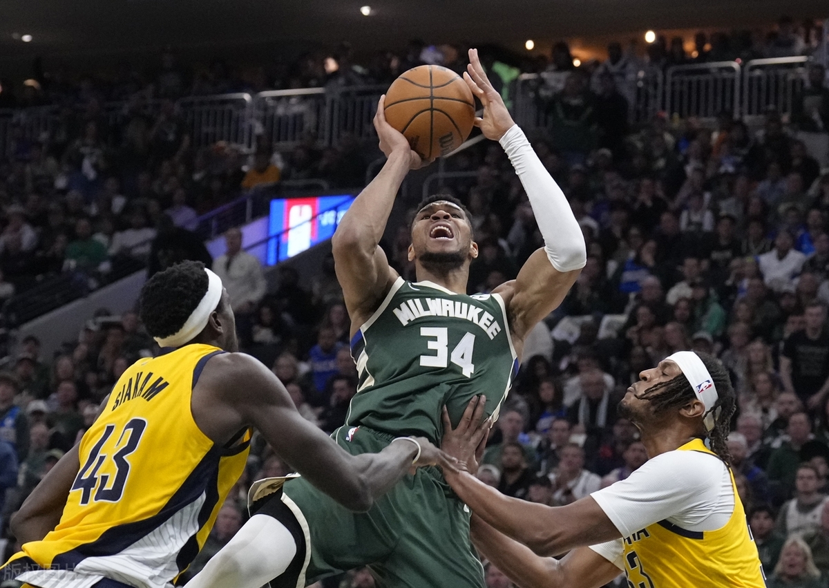 包含转折点！密尔沃基雄鹿复出首秀；欧篮联集结日攻防权衡；媒体盛赞；轮换策略成焦点的词条